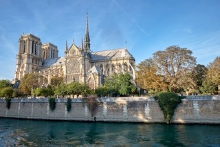 Notre Dame de Paris    |   4  /  7    | 