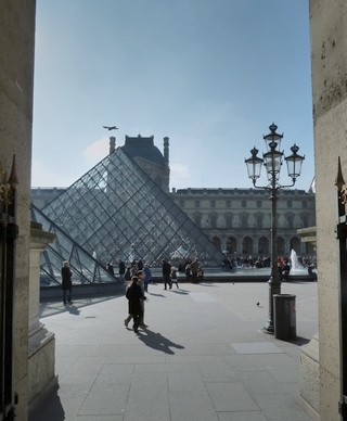 Musée du Louvre   |   4  /  10    |