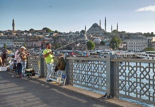 Istanbul   <em>(Pont de Galata)</em>   |   9  /  32    |