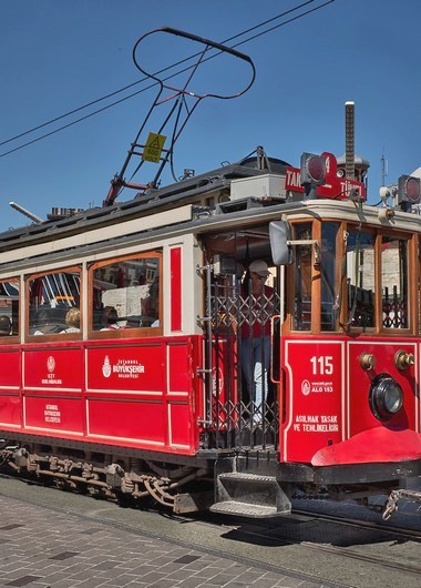 Istanbul   <em>(Tramway historique)</em>   |   32  /  32    |