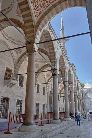 Istanbul   <em>(Mosquée bleue)</em>   |   1  /  27    | 