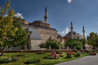 Konya    <em>(Mausolée de Mevlana)</em>   |   4  /  24    |