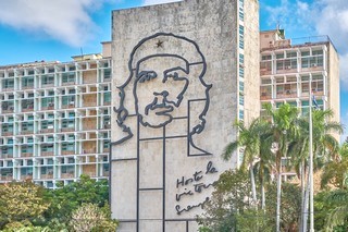 La Havanne   <em>(place de la révolution)</em>  |   3  /  27    |